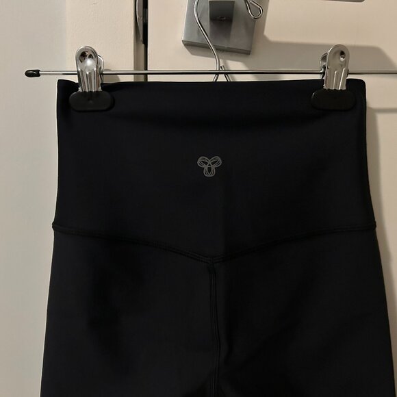 Aritzia TNA Butter 7'' Athletic Short - Picture 3 of 4